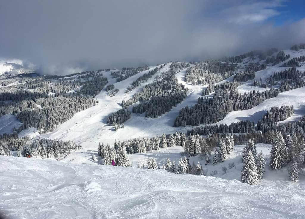 skiing-in-morzine