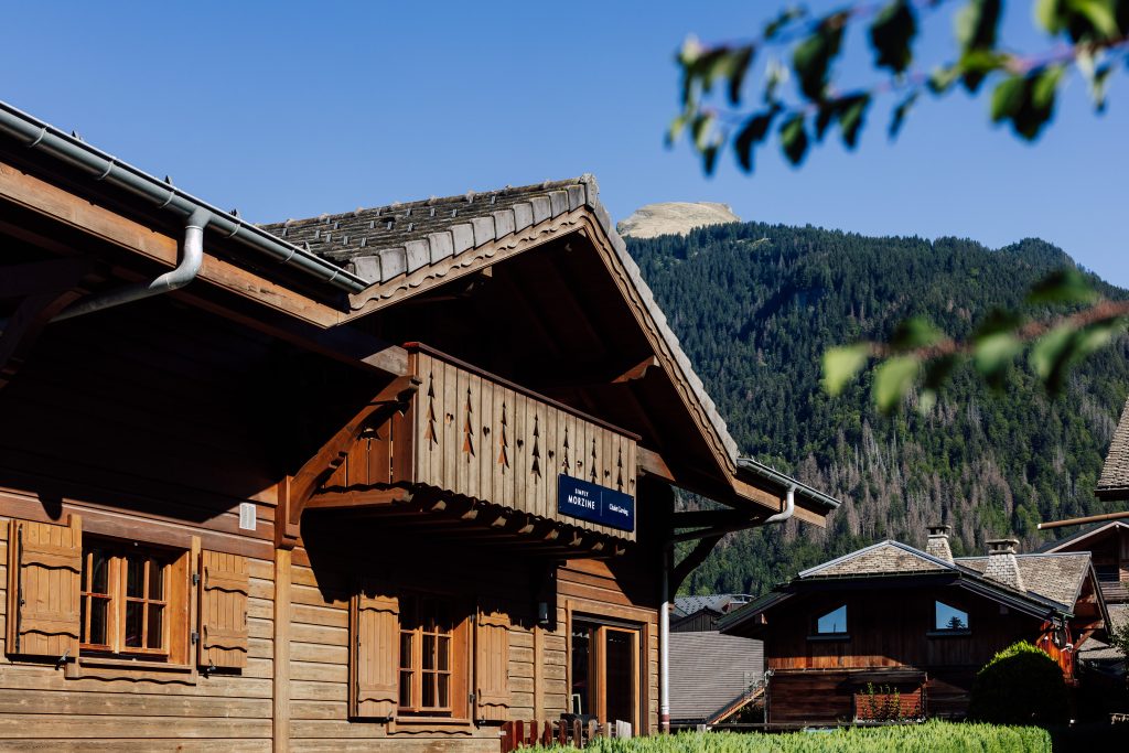 G Chalet Carving – summer 2